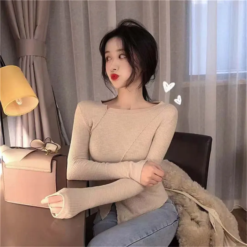 Женский трикотажный пуловер Alien Kitty необычный однотонный базовый свитер с