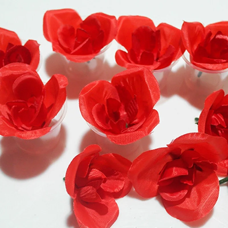

200 PCS Artificial christmas Rose Silk Flower Heads Decoration for Wedding Party Banquet Decorative Flowers adornos navidad