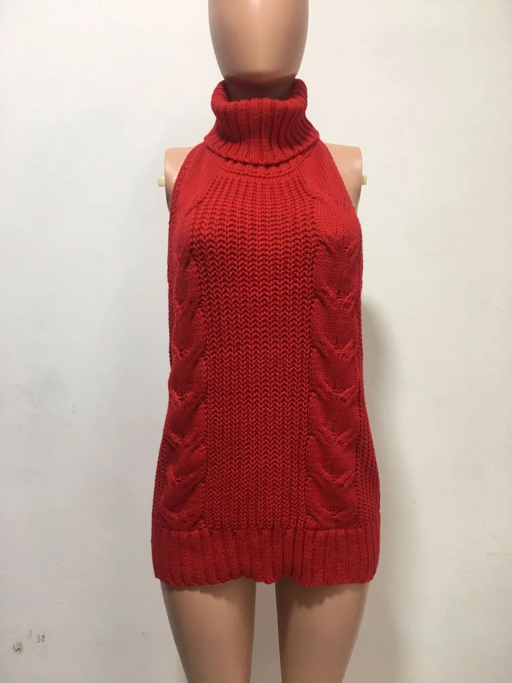 Женское трикотажное платье свитер OMILKA красное черное серое облегающее без