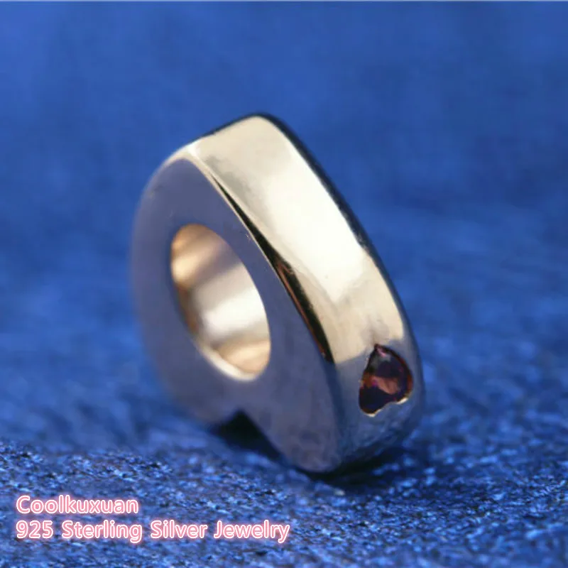 

Оригинальные подвески-бусины в виде двух сердец из серебра с фианитами