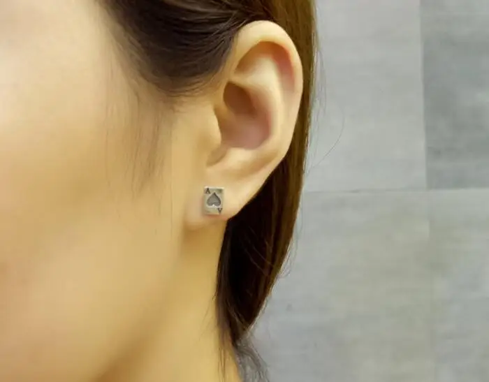 

Personalized Heart Playing Poker Cards Stud Earrings Genuine 100% 925 Sterling Silver Earrings Punk Style Jewelry