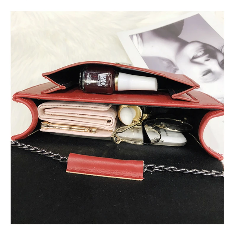 Для женщин сумка украшения из металла Ретро кисточкой Crossbody Сумки Женская мода