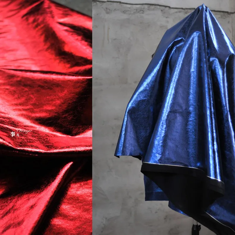 Эластичная трикотажная ткань из искусственной кожи яркая и гладкая зеркальная