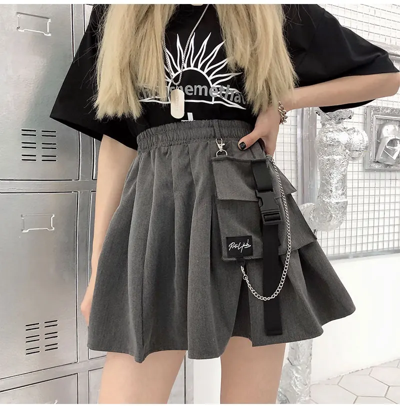 New Womens Skirts Autumn Fashion Short Skirt Female Pleated School Skirt Loose Pocket High Waist Metal Chain Summer Bottoms
