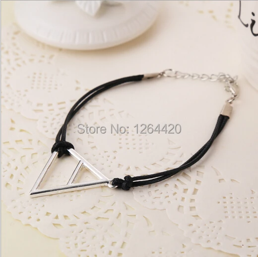 Браслеты мужские из сплава с треугольным кулоном логотипом Марса 30 Seconds To Mars 24