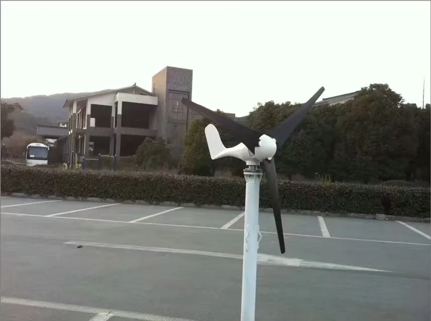 Хорошая цена 3 лезвия 5 лопастей 600 Вт горизонтальный ветряной генератор для