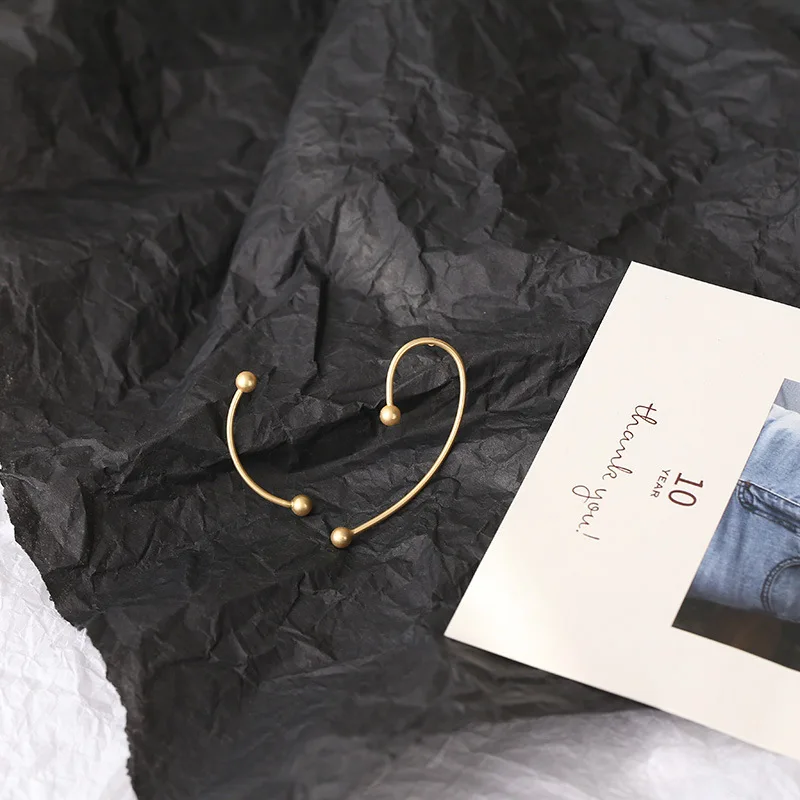 Carvejewl New Fashion matte Gold Color wire Shape Punk Ear Cuff Earrings simple asymmetric Earring For Women jewelry unique stud | Украшения