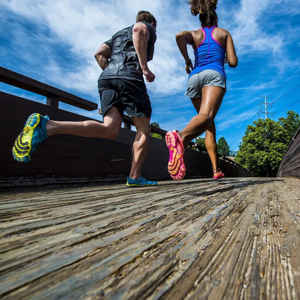 Vibram fivefingers/V-RUN; коллекция года; дизайнерская резиновая обувь с пятью пальцами; уличная Нескользящая дышащая обувь; светильник; женская обувь