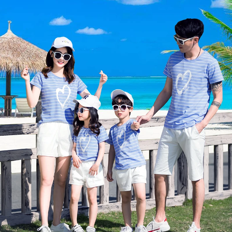 

father mother son outfits summer love heart print blue striped t shirt family sets white casual loose shorts for girls boys gift