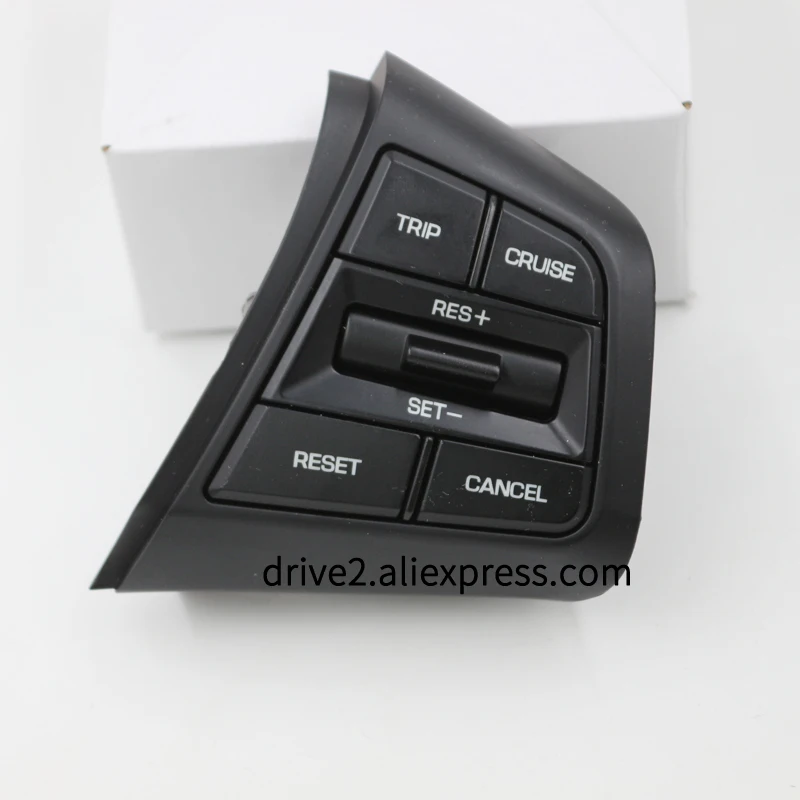 Кнопки управления круиз контролем на руль для Hyundai ix25 (creta) 1 6 2 0 кнопки