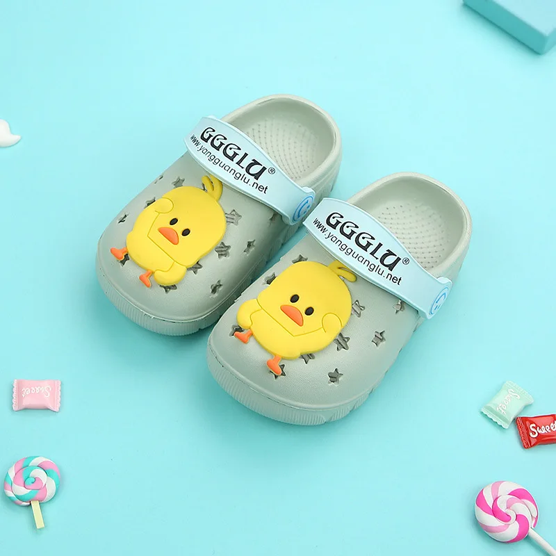 GREEN DUCK Детские тапочки; коллекция года; сезон весна-лето; новые детские Нескользящие сандалии Baotou для мужчин и женщин; домашняя обувь с отверстиями - Цвет: GREEN DUCK