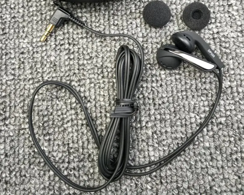 Классические динамические наушники Beyerdynamic DP100 с плоской головкой спортивные