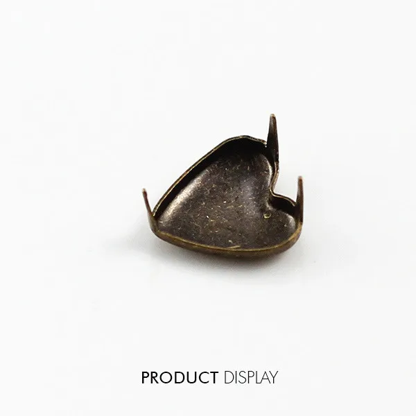 Античное бронзовое сердце 3 зубца Шпильки Спайк точечный заклепки 14x7 мм одежда