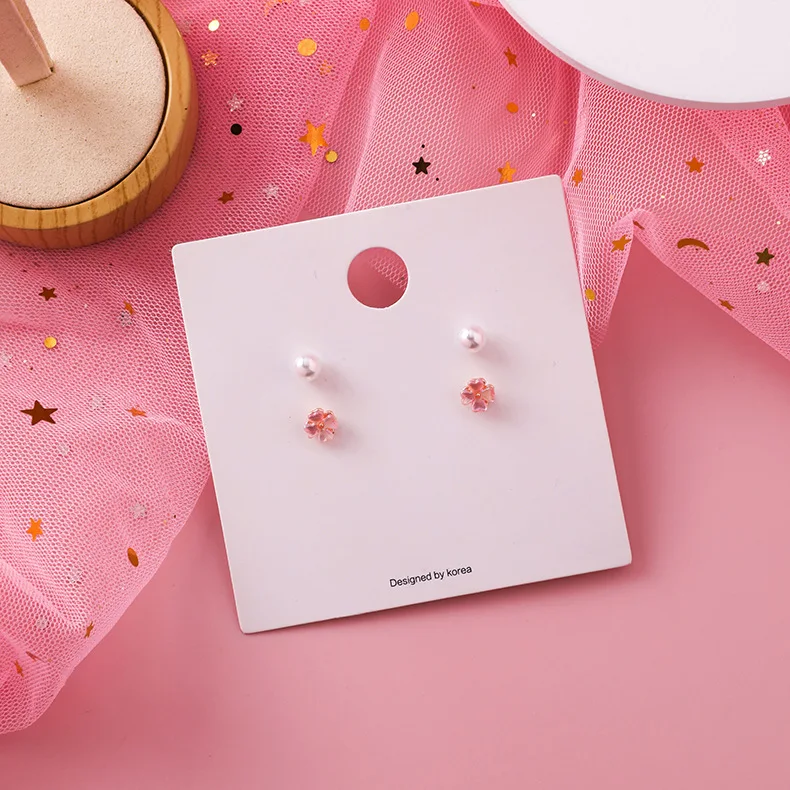 Женские серьги гвоздики с искусственным жемчугом и цветком 2 пары/комплект