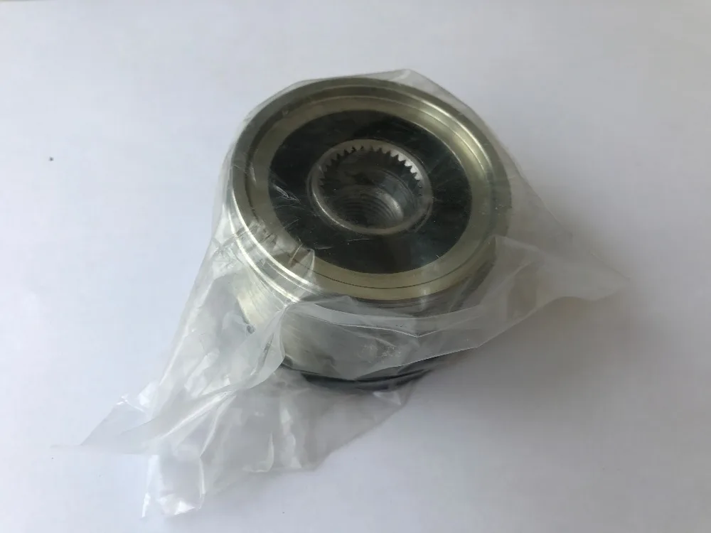 

Alternator Pully 6621553315 For SSANGYONG MERCEDES BENZ D27DTP RODIUS INA