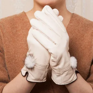 Перчатки женские зимние из натуральной овечьей кожи, с меховым помпоном