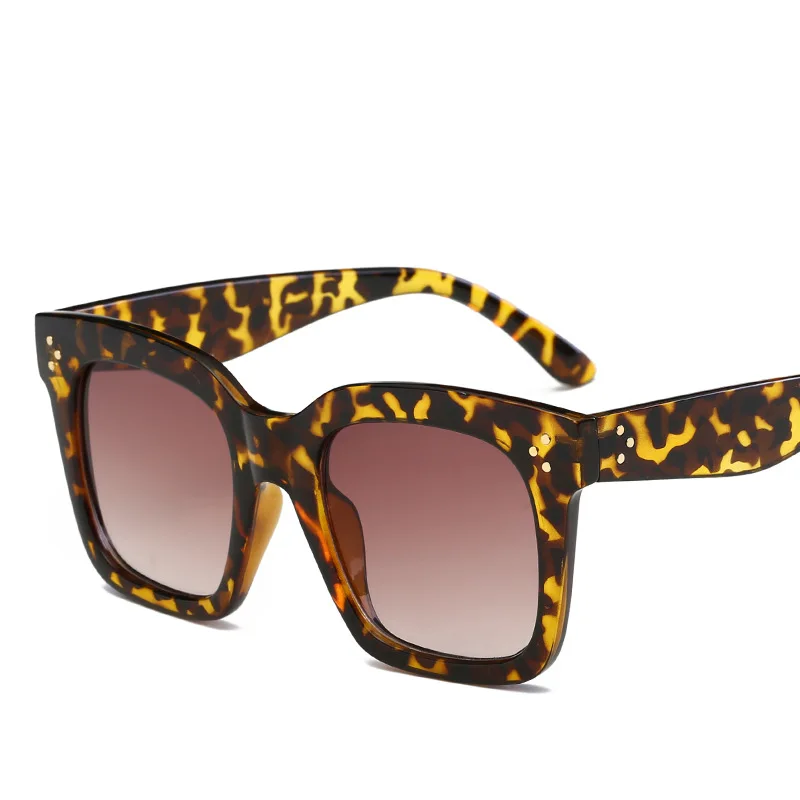 Leopard Ким солнечные очки в стиле Кардашьян леди плоский верх очки Lunette Femme женские роскошные брендовые Солнцезащитные очки женские заклепки солнцезащитные очки UV400 - Цвет линз: Leopard