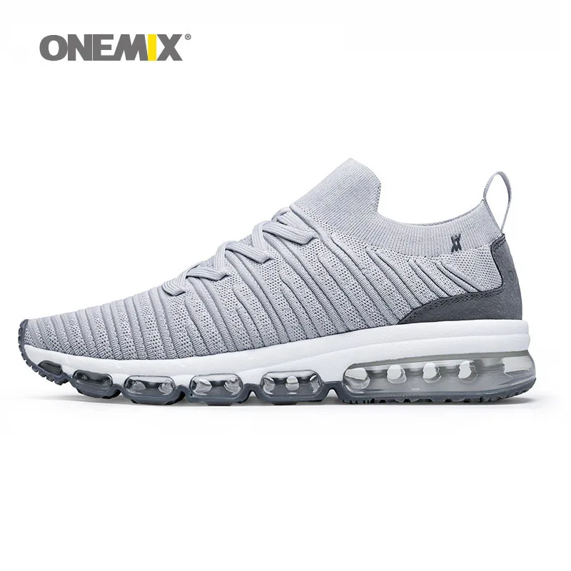Мужские спортивные кроссовки ONEMIX черные с воздушной подушкой для бега фитнеса