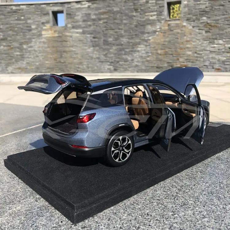 Литая модель автомобиля для почти реального NIO Nio ES8 Founders Edition 1:18(звезда синий)+ маленький подарок