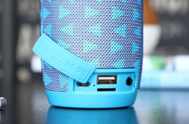 Портативный Bluetooth динамик водонепроницаемый открытый стерео бас USB/TF/FM радио