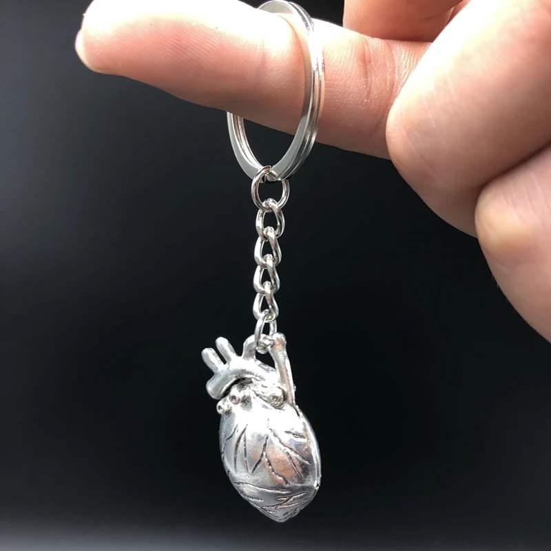 

2019hot! 3D Stereo Key Chain Anatomy Heart Silver Key Ring Personality Metal Organ Pendant