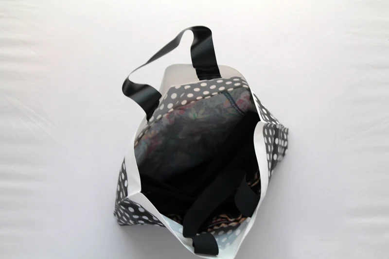 50pcs Gift Plastic Bags Black Polka dot gift packing bags plastic shopping bag cloth/shoes/favors 25x20x5cm | Дом и сад