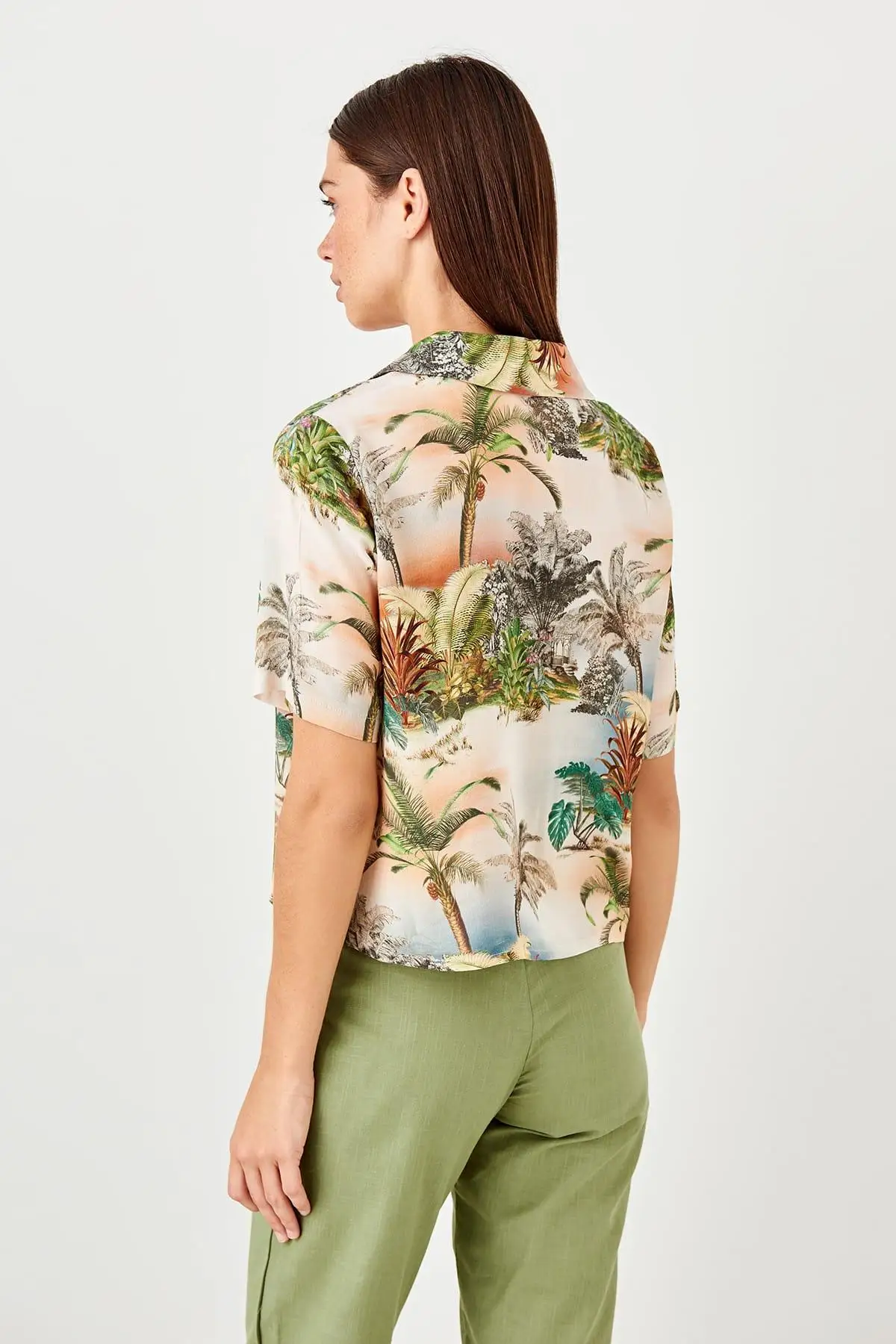Trendyol Multicolour Pattern Shirt TWOSS19XM0268 |