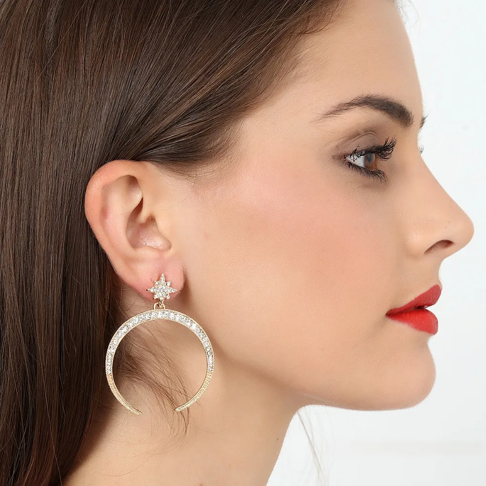 

Mini Star Shaped Stud Exaggerated Large Crescent Set Girls Popular Earrings