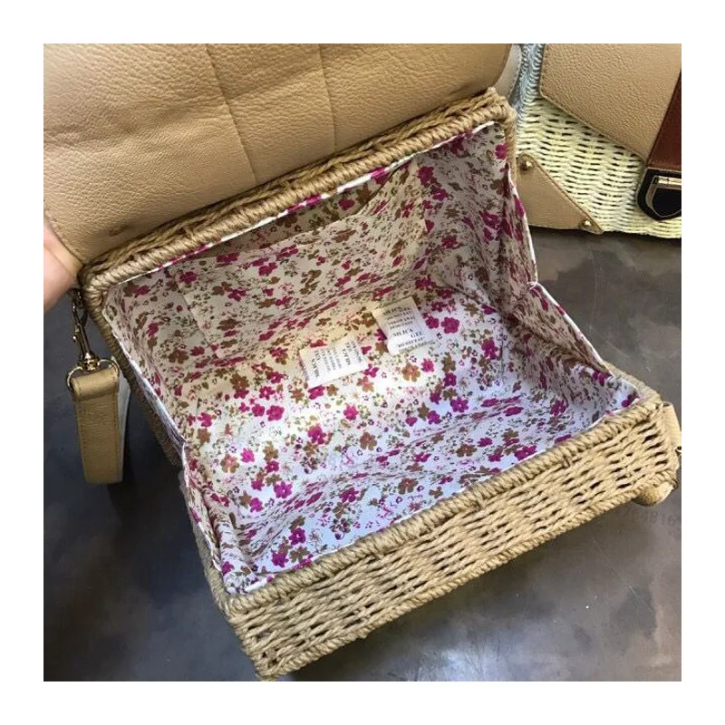 

2019 New Straw Bag Female Ins Korea Portable Diagonal Handmade Beach Holiday Women Bag