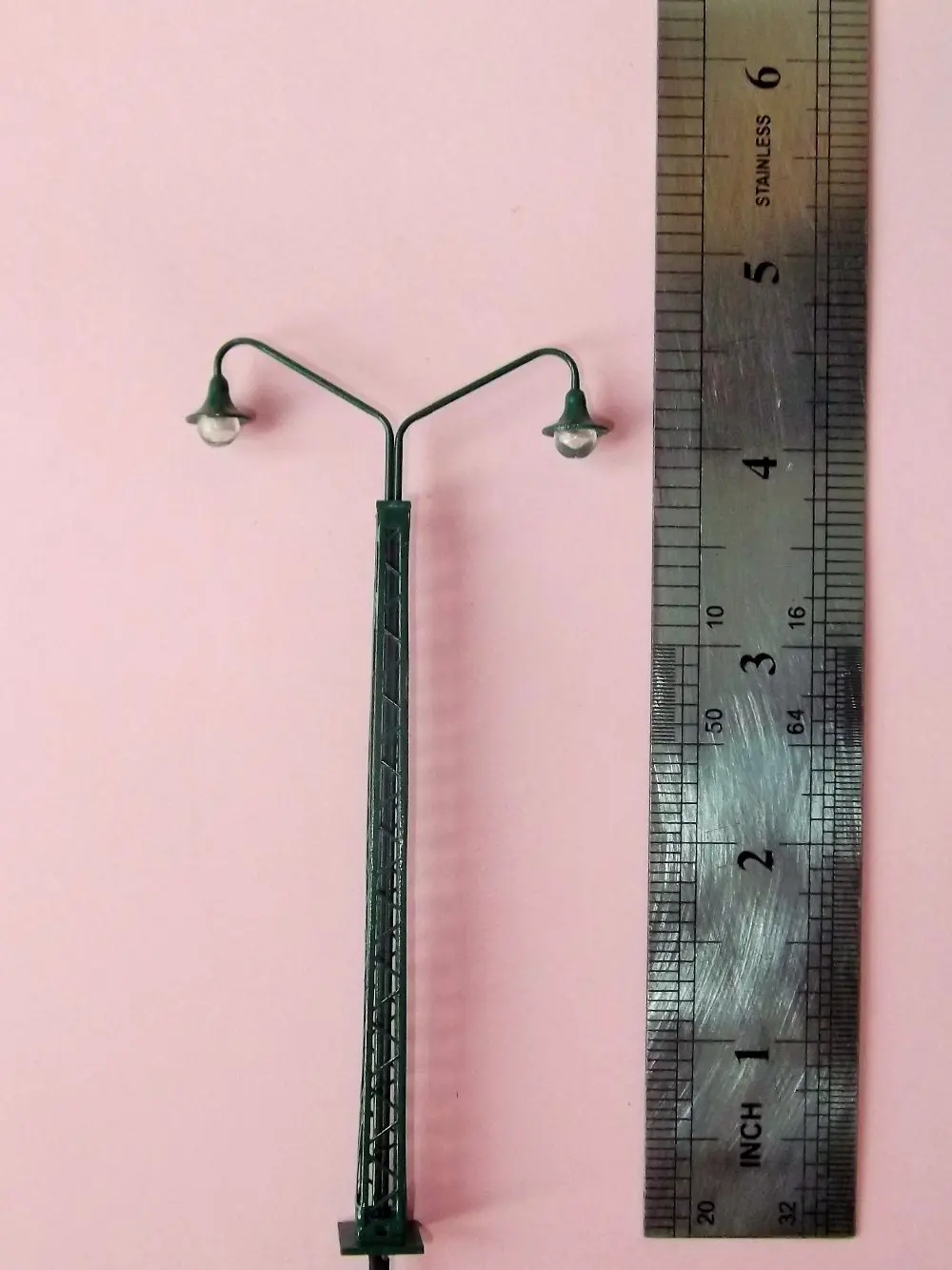 Модель железнодорожного поезда DB4 HO 2 шт. масштаб 1:87 уличные фонари