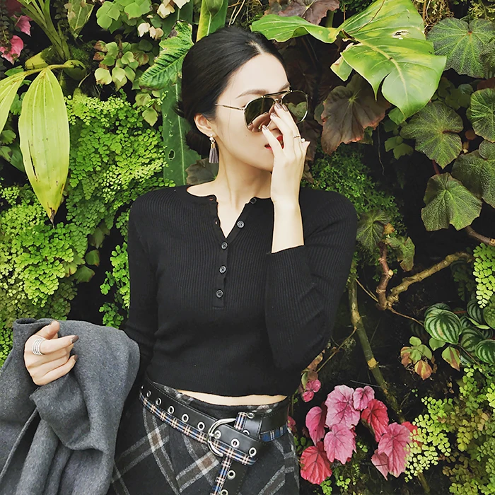 Женский укороченный свитер привлекательные облегающие футболки с длинным