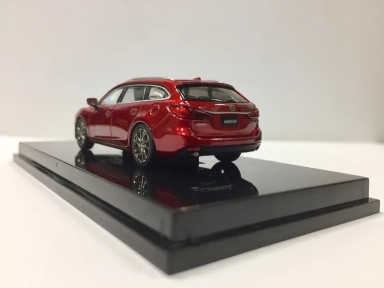 Прекрасное издание 1/64 специальный литой металл Mazda Atz универсал Настольный дисплей Коллекция Модель игрушки для детей