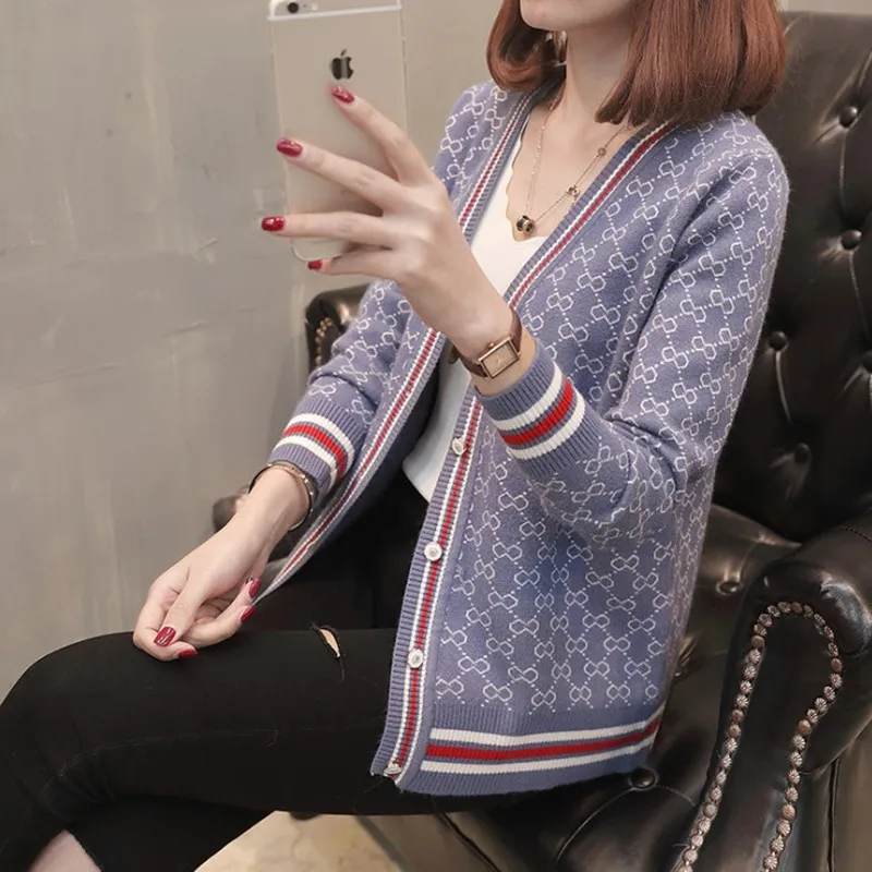 Danjeaner Korean Style Single Breasted Cardigans Womens Sweaters 2018 Winter V-Neck Long Sleeve Fashionable Printed Knitwear |