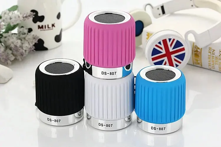 Daniu 807 Велоспорт Спортивные Портативный Bluetooth Динамик FM радио Водонепроницаемый