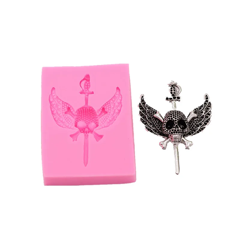 

Halloween Skull Wings Cake Dessert Decorative Silicone Molds Handmade Chocolate Crafts Molds DIY Pastry Cookies Baking Tools