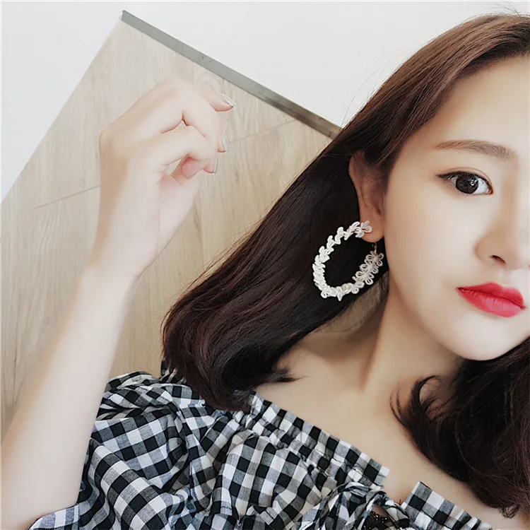 Korean Fashion Romantic White Lace Flower Big Round Circle Hoop Earrings for Women Jewelry Gift Boucle D'oreille Pendante Femme |