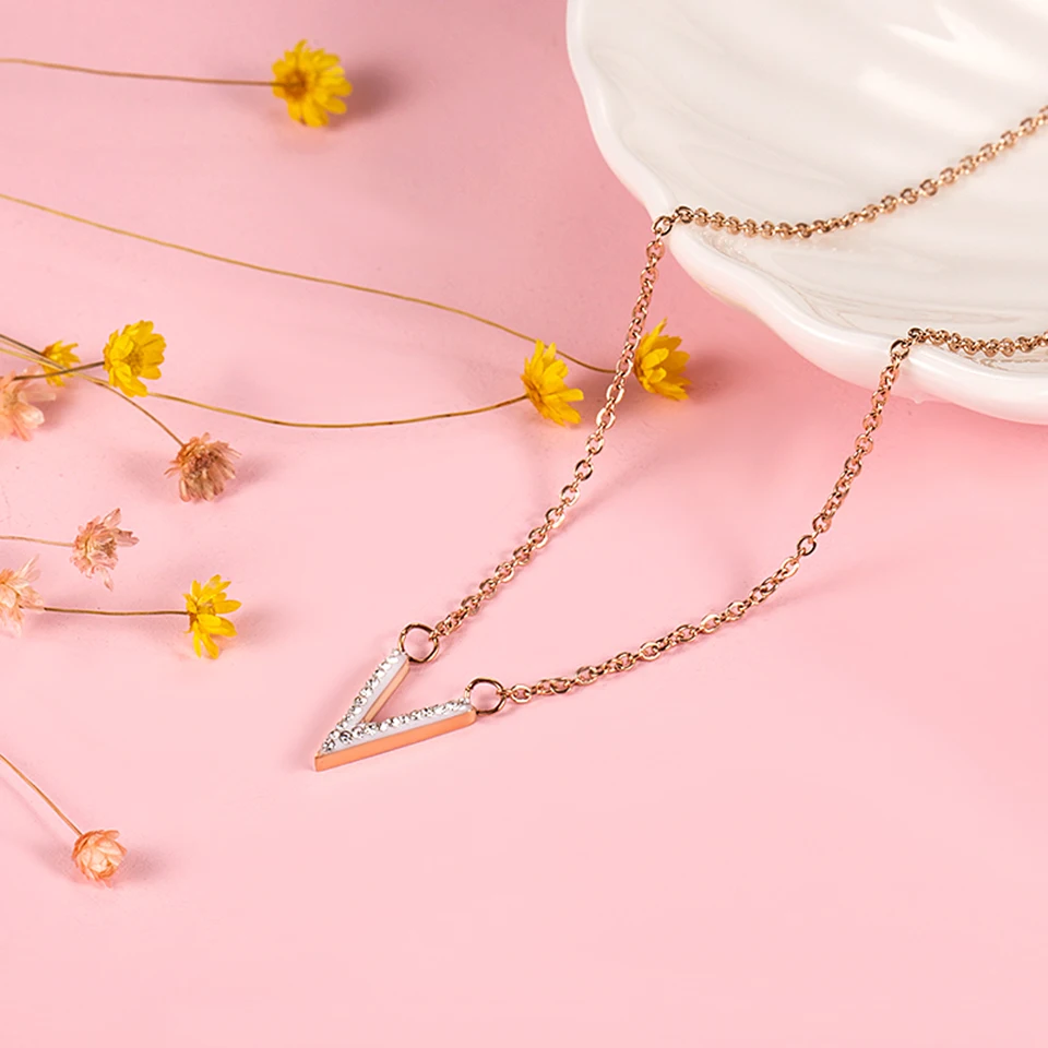 Zircon V Alphabet Pendant Necklace Titanium Stainless Steel Chain Inlaid Trendy Women Jewelry Gift Dropshipping | Украшения и