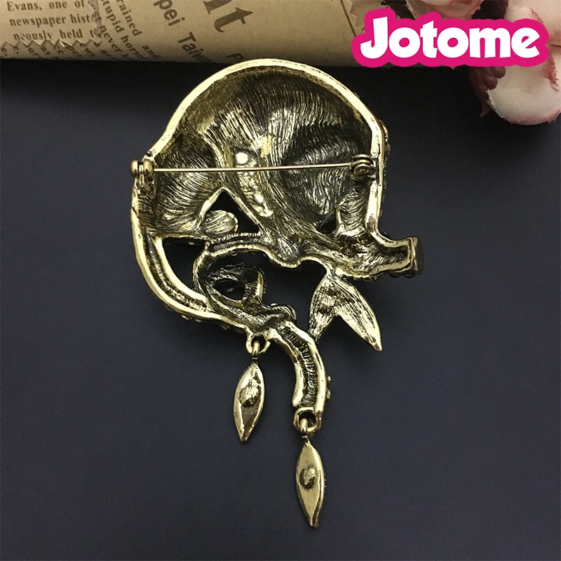 

Fashion New Rhinestone Monkey Animal Brown Crystal Gold Plating Brooch pin