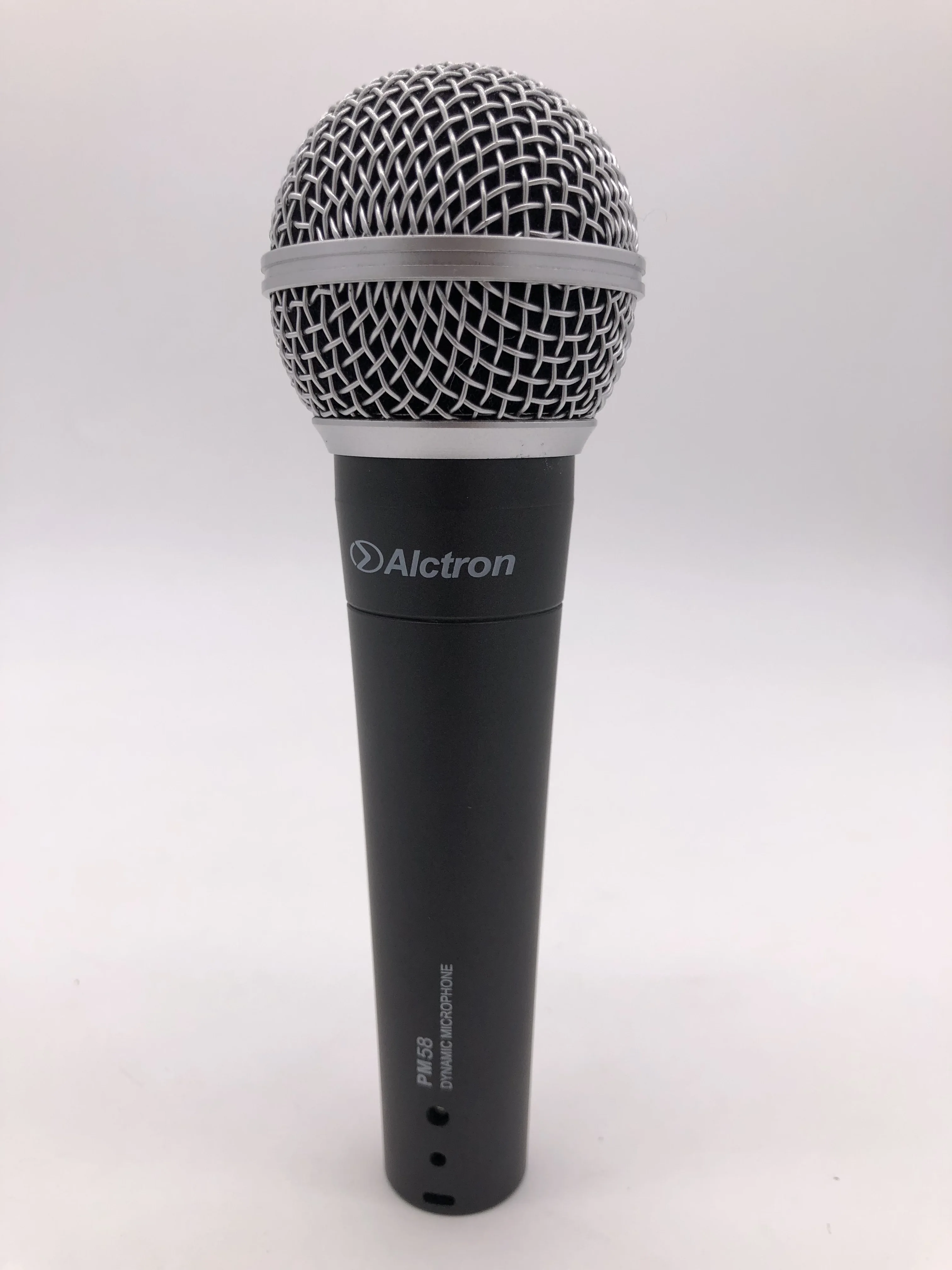 Alctron PM58 High end dynamic vocal recording microphone multi-stage grille for studio application and theater stage performance |
