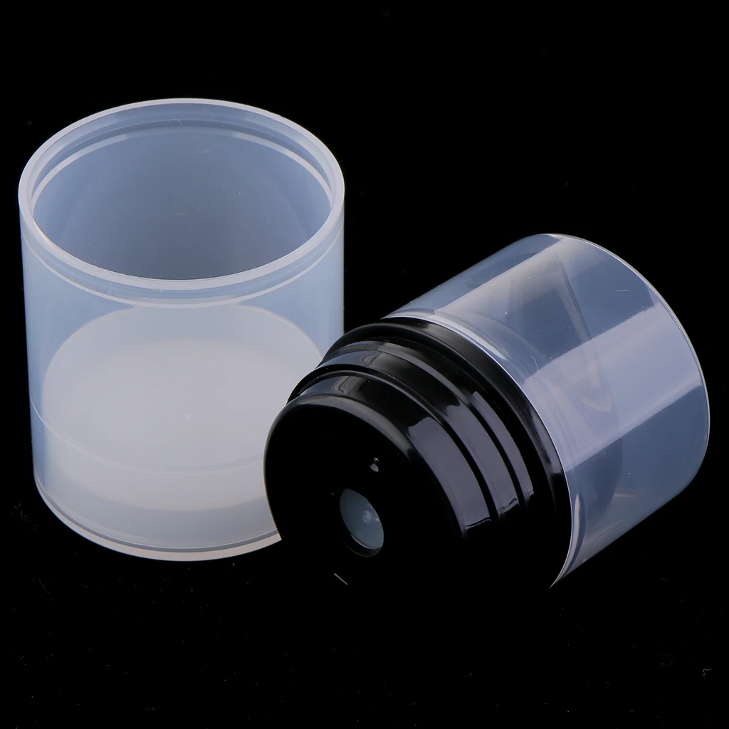 Упаковка из 2 пустых пластиковых флаконов с дозатором для основы косметические