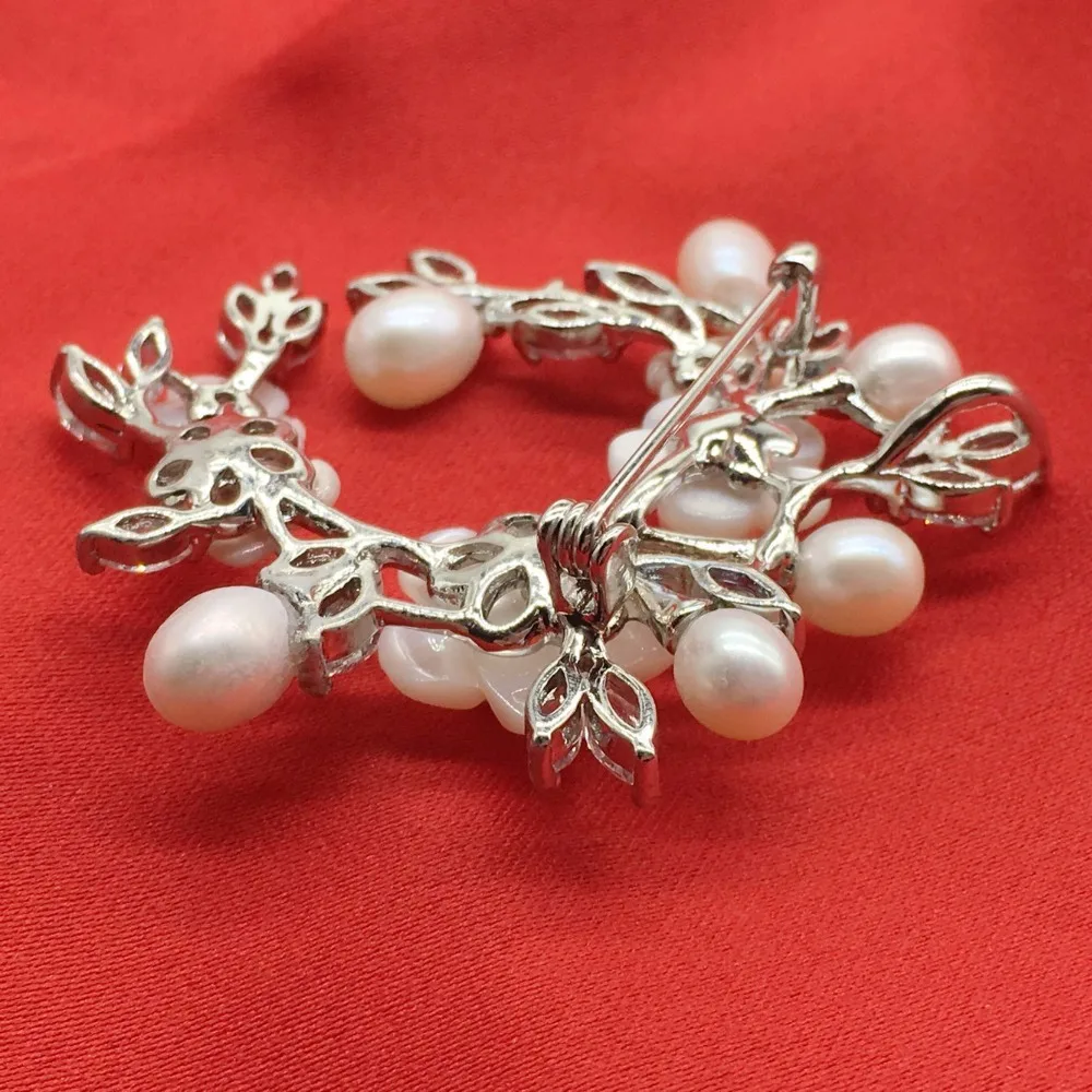 

Zirconia zircon solid brooch and shell brooch with imitation shell beads zircon pearl pin wedding bride wear Zircon brooch