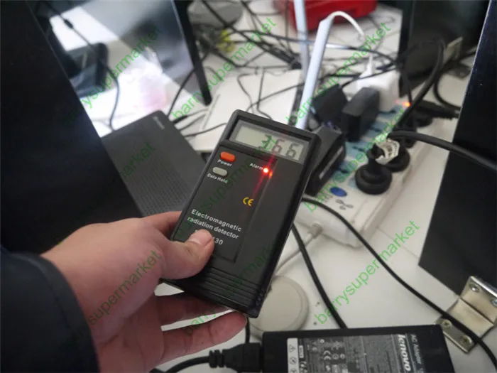 Цифровой детектор электромагнитного излучения индикатор EMF дозиметр тестер DT