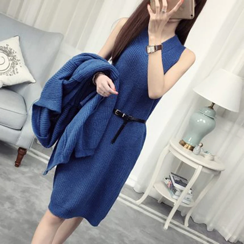 Женское трикотажное платье-свитер с поясом однотонный облегающий комплект из