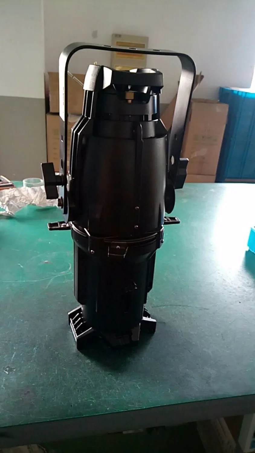 3200K Галогенные лампы высокого давления 575W/750W(19/26/36/50 градусов объектив профиль