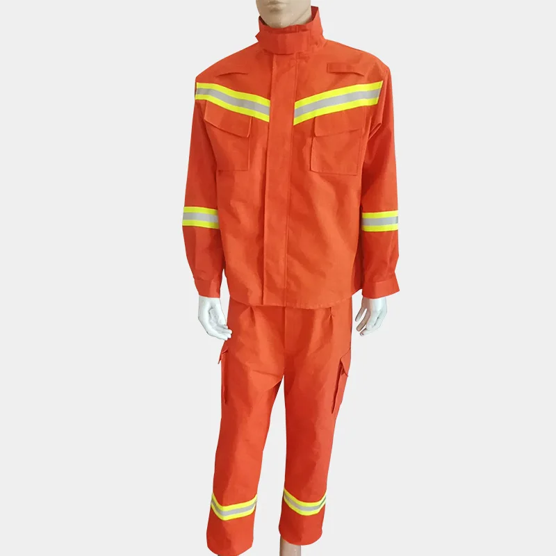 Anti-high temperature fire emergency rescue suit anti-wear flame retardant insulation rescue disaster relief rescue suit