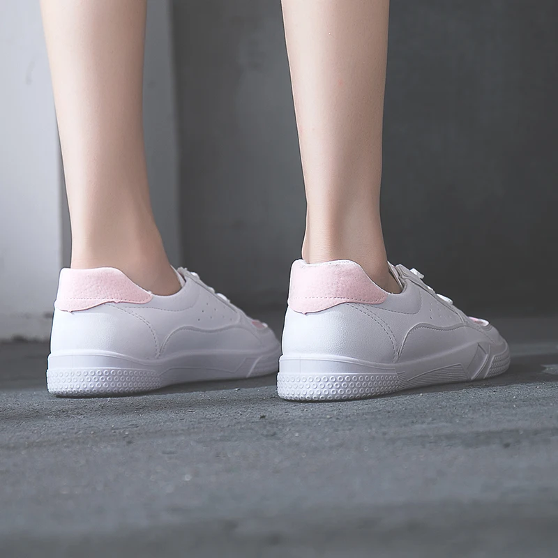

Women Casual Shoes White Vulcanize Female Fashion Sneakers Lace Up Soft Leisure Footwears New Design Zapatillas Mujer Deportiva