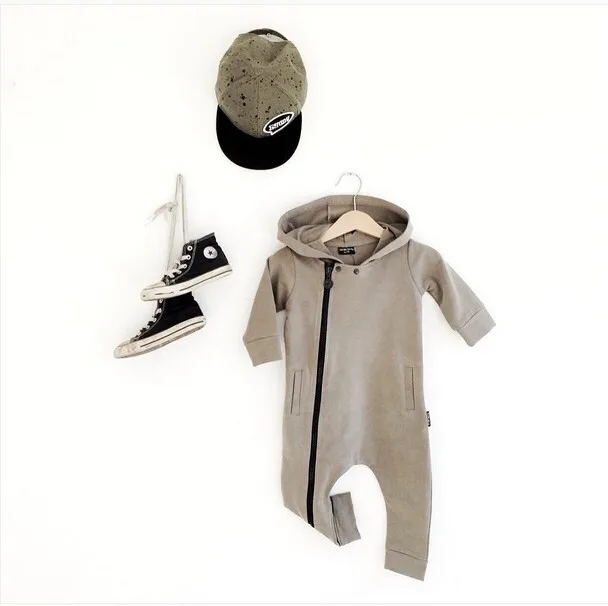 Модный комбинезон для маленьких мальчиков и девочек, унисекс, хлопковый комбинезон с длинными рукавами для малышей, осенняя одежда для новорожденных