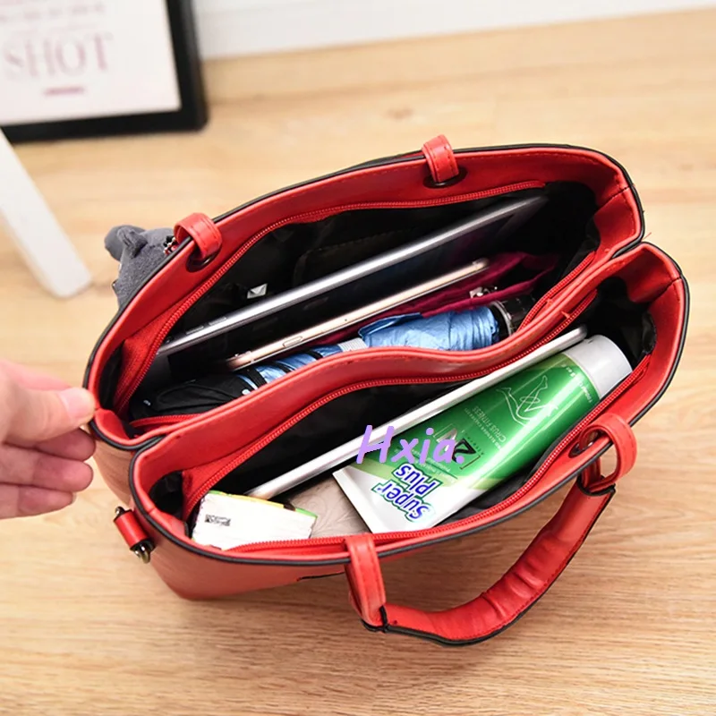 

Yuhua, 2020 new trend handbags, fashion shoulder bag, elegant atmosphere handbag, large capacity woman messenger bag.