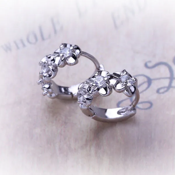 Новые яркие Серьги-клипсы с цветоками Симпатичный серьги кубиким циркониями и