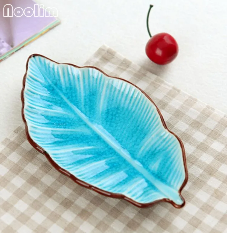 Light Blue NOOLIM банановый лист форма блюдо в виде листа керамические блюда ледяная трещины глазурь прекрасные суши блюда посуда маленькая тарелка блюдо - Цвет: Light Blue